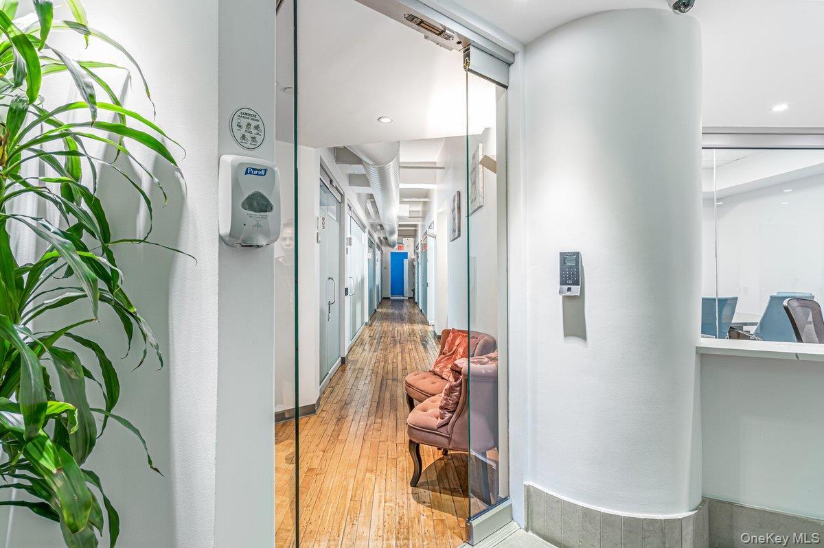 Commercial Lease 29th Street  Manhattan, NY 10001, MLS-977187-7