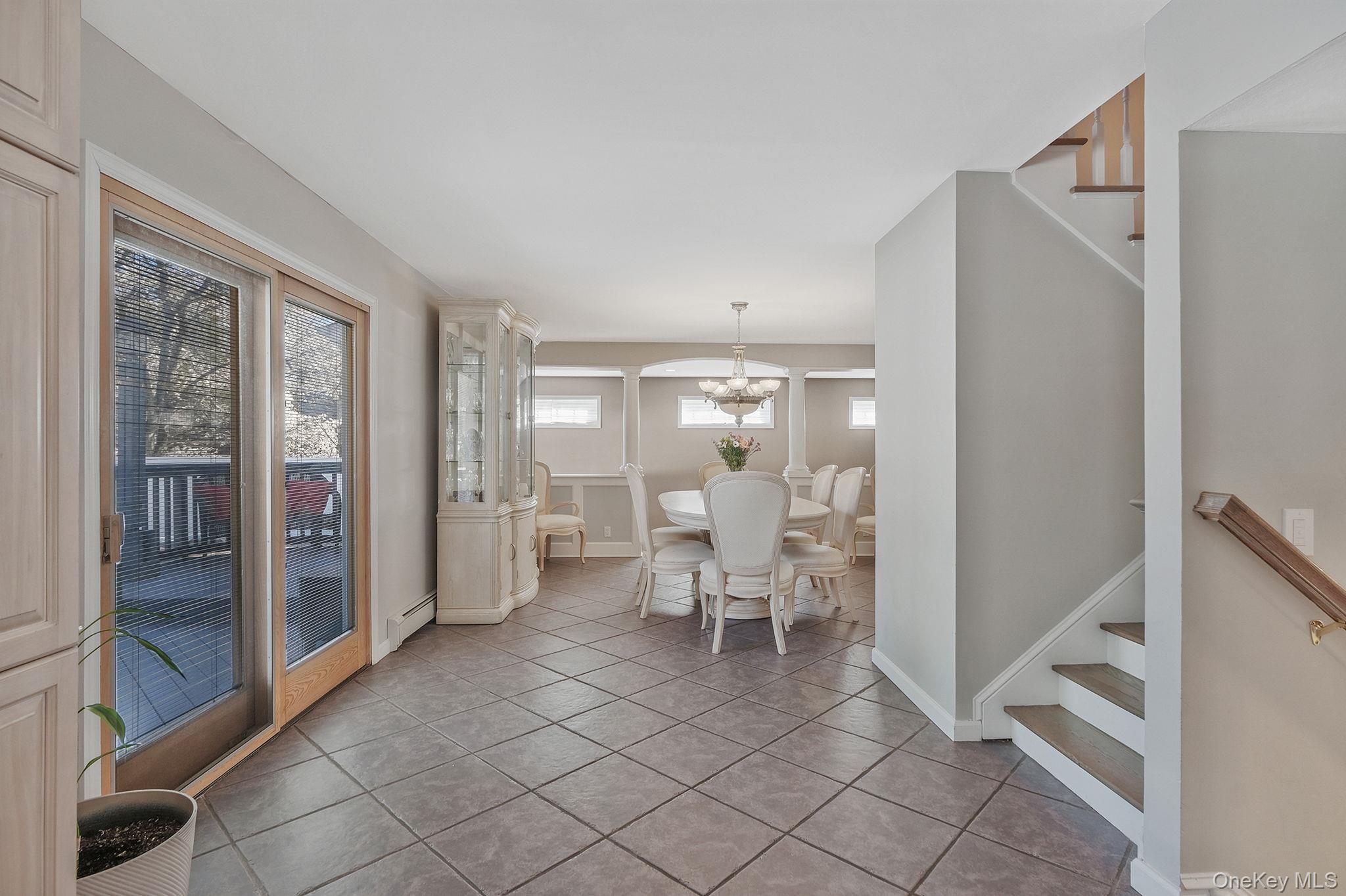 Single Family Hallock Avenue  Suffolk County, NY 11787, MLS-977202-21