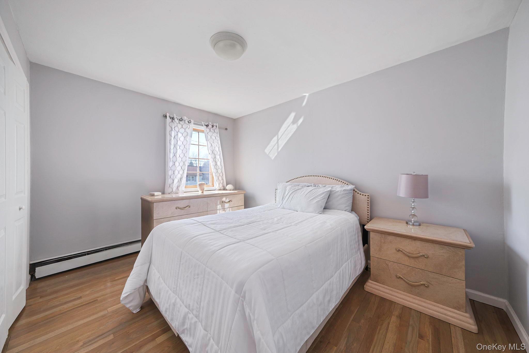 Single Family Hallock Avenue  Suffolk County, NY 11787, MLS-977202-31