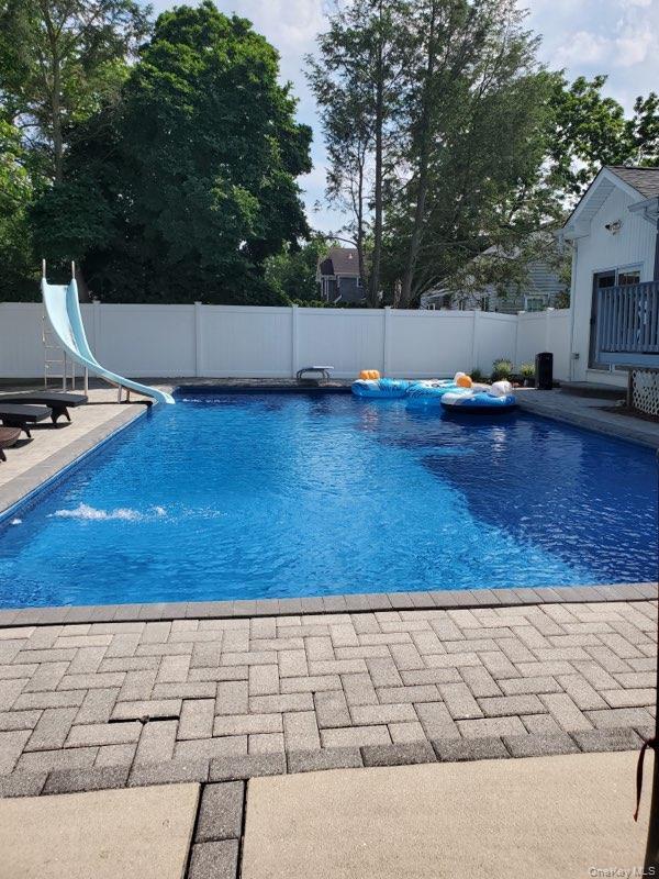Single Family Hallock Avenue  Suffolk County, NY 11787, MLS-977202-45