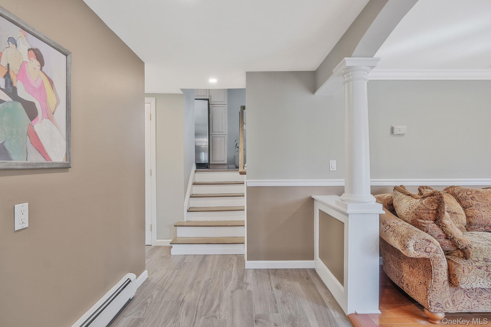 Single Family Hallock Avenue  Suffolk County, NY 11787, MLS-977202-6