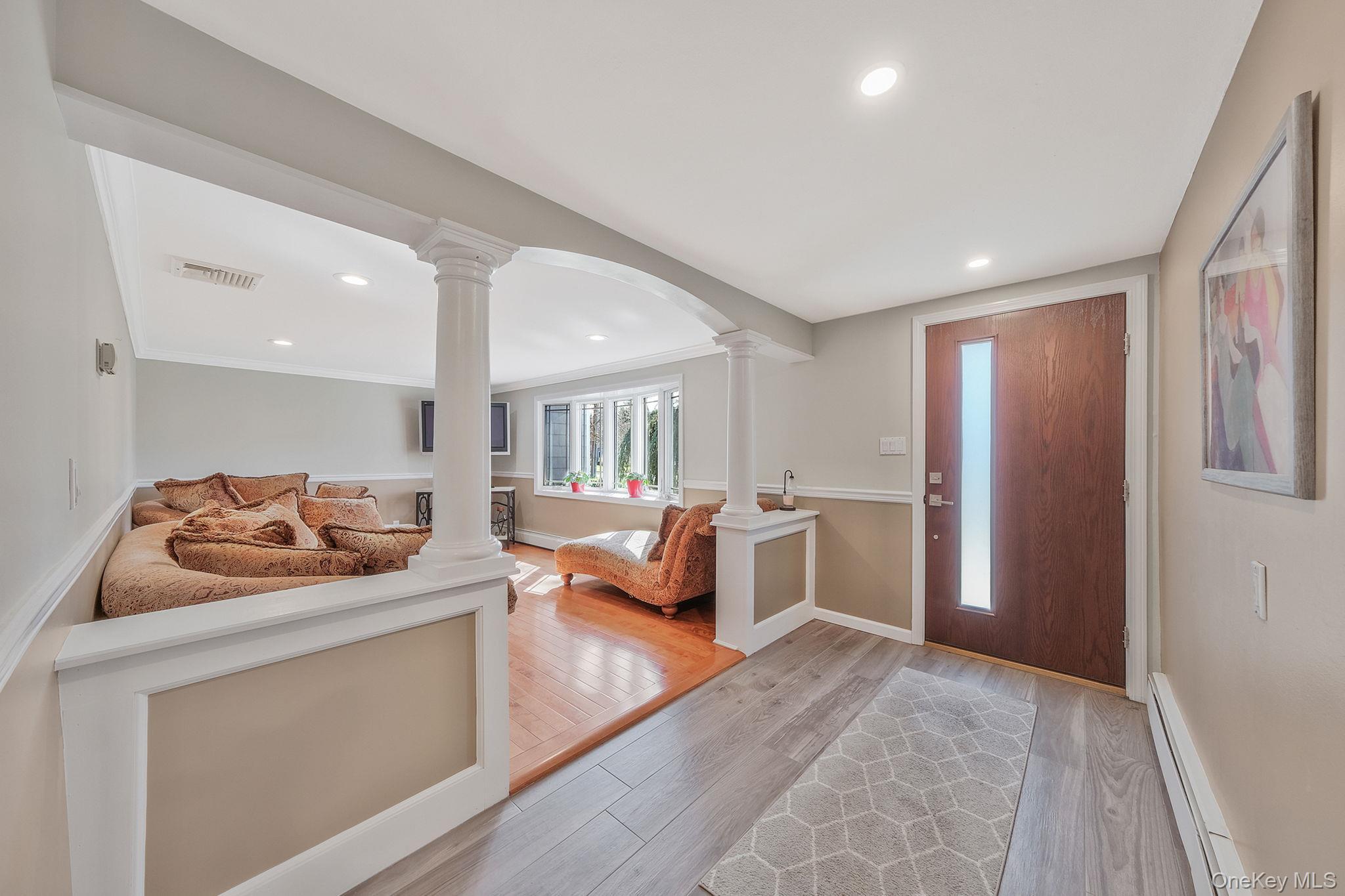 Single Family Hallock Avenue  Suffolk County, NY 11787, MLS-977202-7