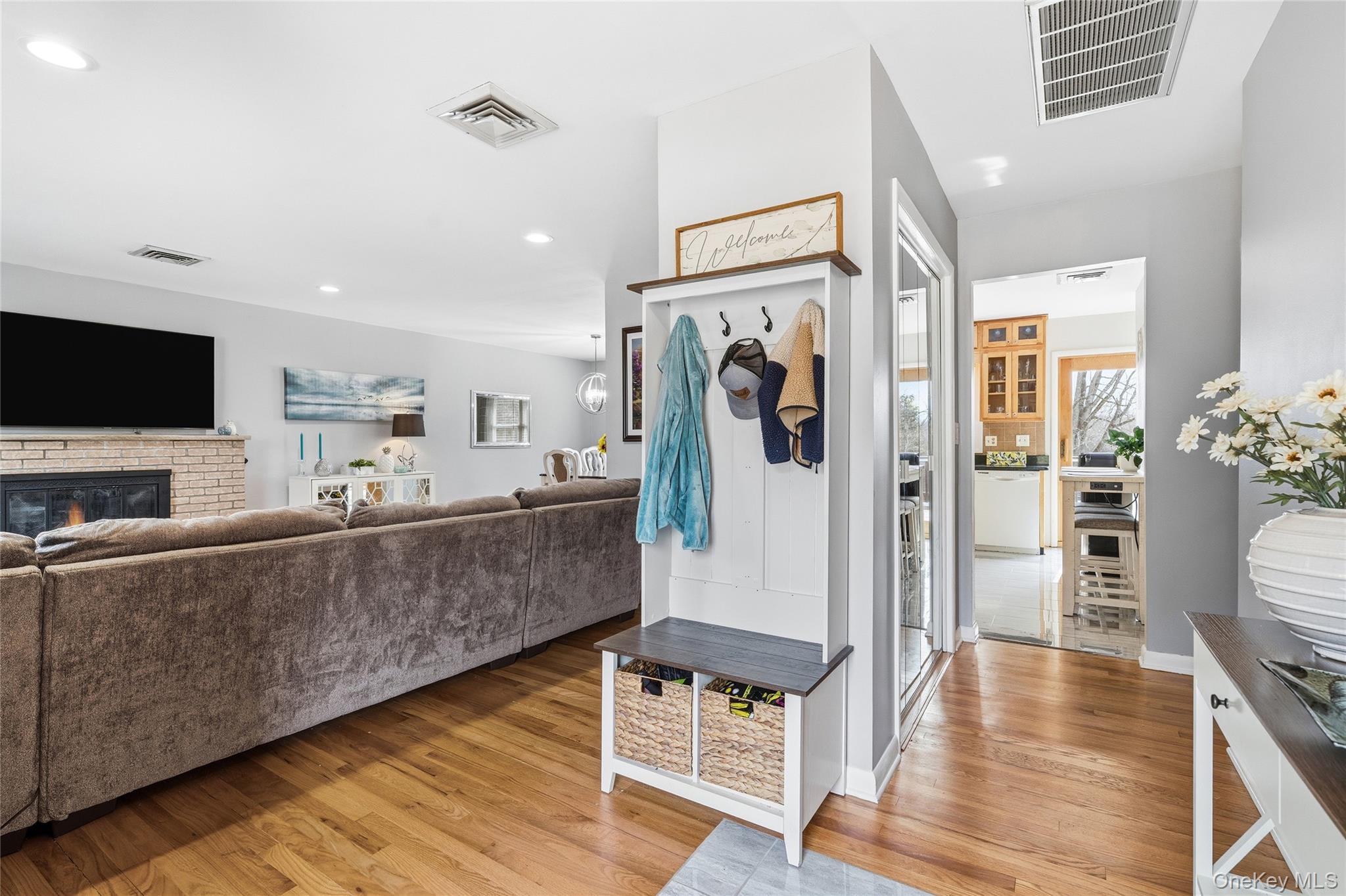 Single Family Edgehill  Dutchess County, NY 12590, MLS-977204-4