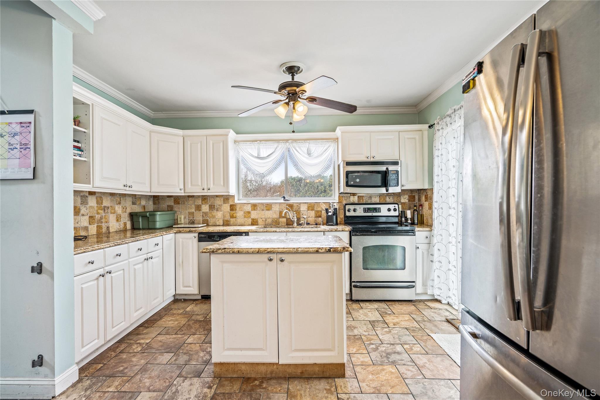 Single Family 3rd  Suffolk County, NY 11779, MLS-977251-12