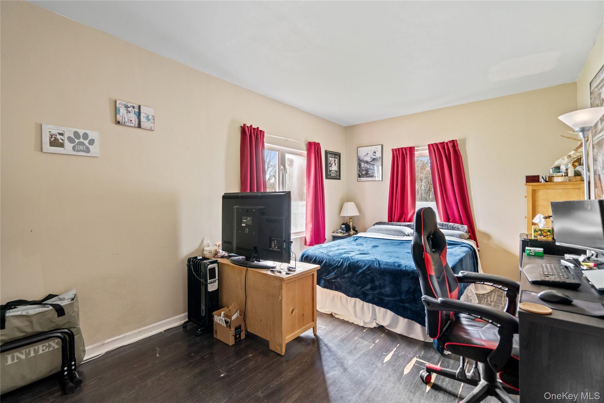 Single Family 3rd  Suffolk County, NY 11779, MLS-977251-16