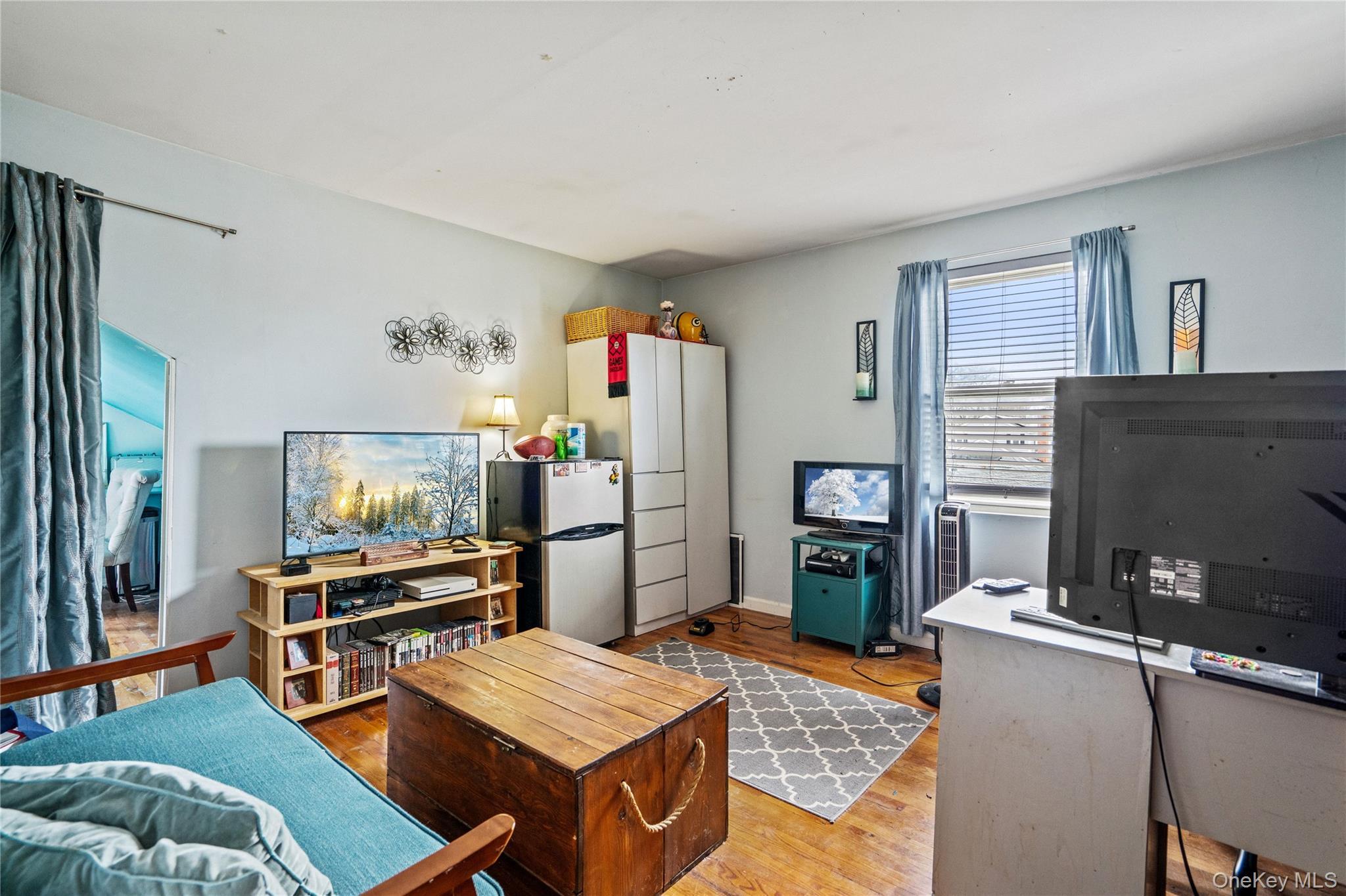 Single Family 3rd  Suffolk County, NY 11779, MLS-977251-18