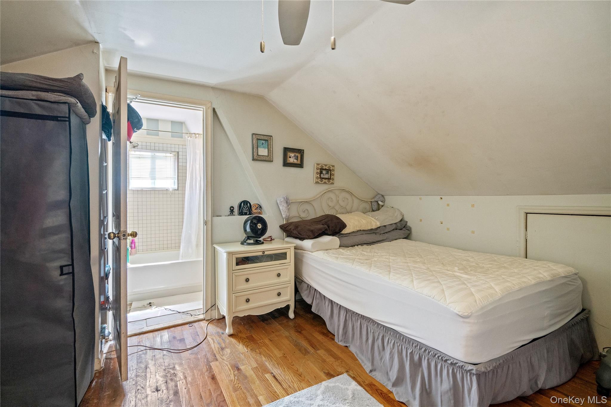 Single Family 3rd  Suffolk County, NY 11779, MLS-977251-19