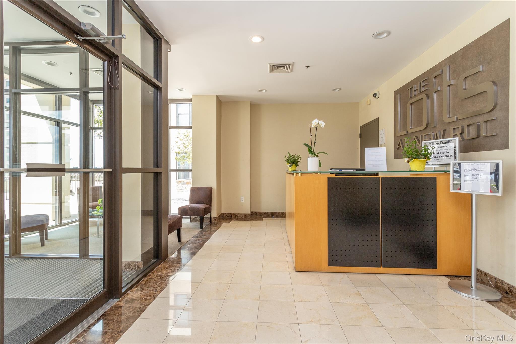 Coop New Roc City  Westchester County, NY 10801, MLS-977259-2