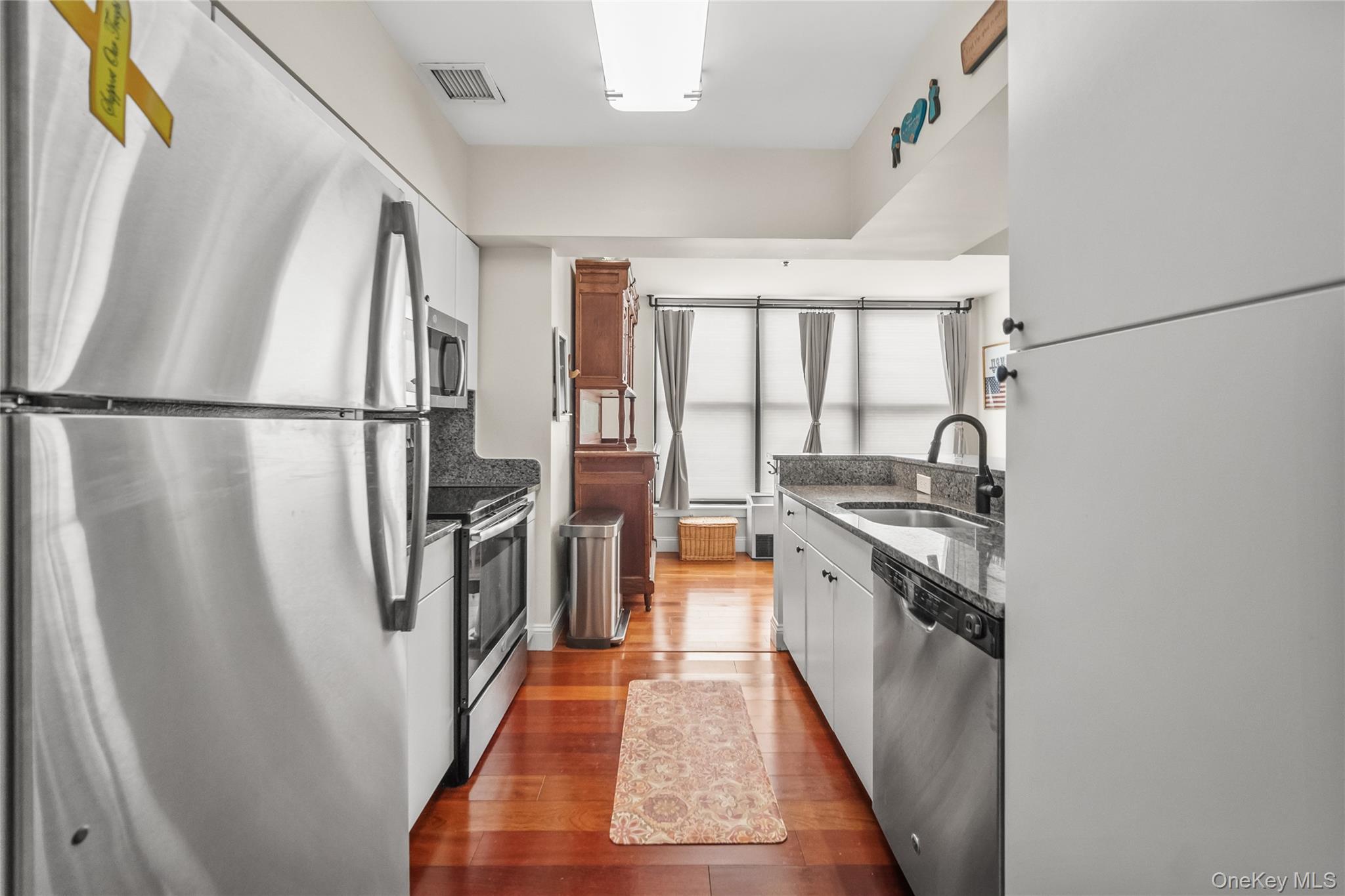 Coop New Roc City  Westchester County, NY 10801, MLS-977259-24