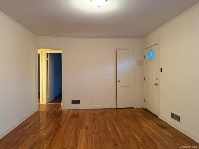 Single Family Totten  Nassau County, NY 11714, MLS-977263-6