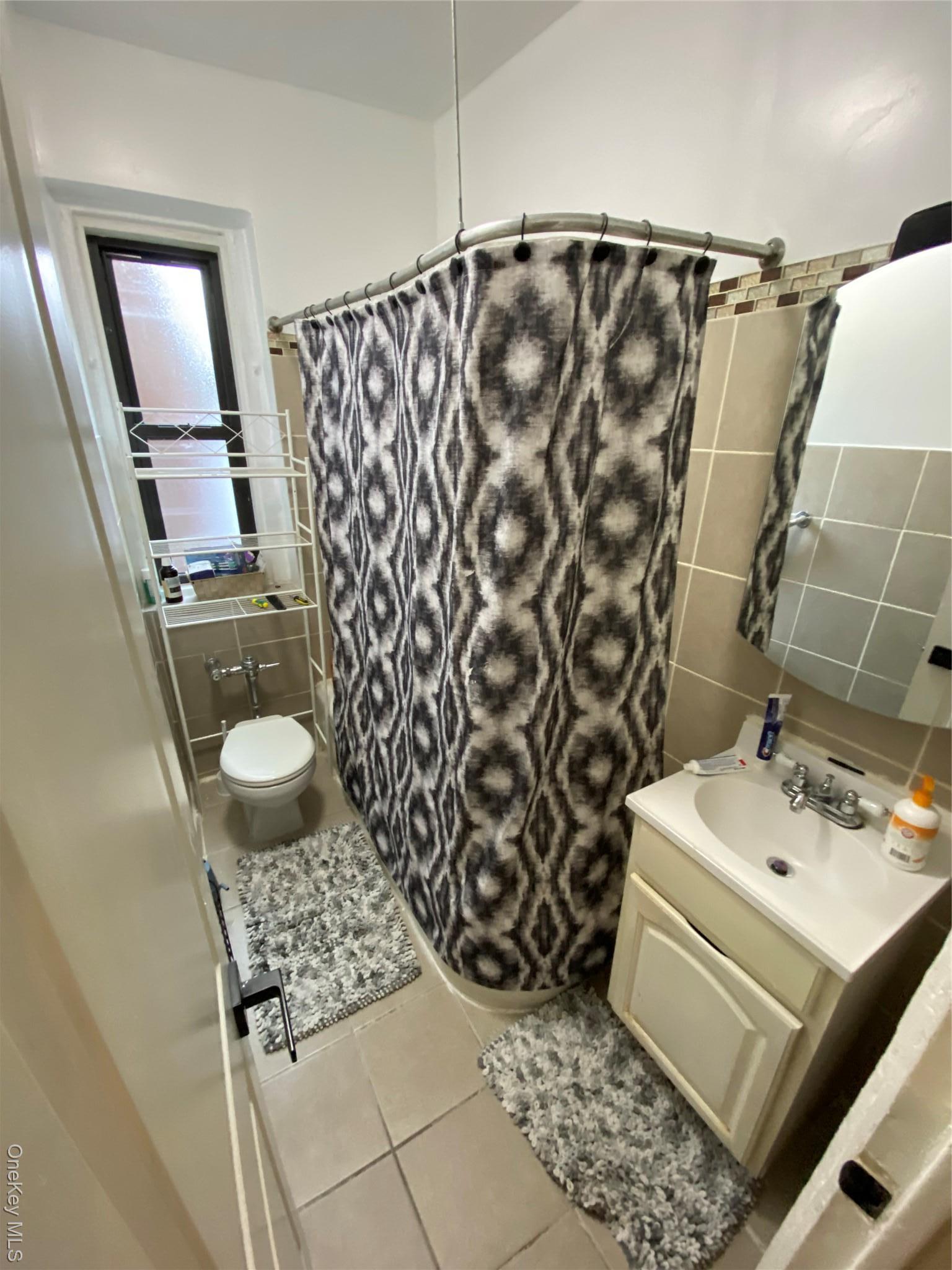 Coop Anderson  Bronx, NY 10452, MLS-977269-18