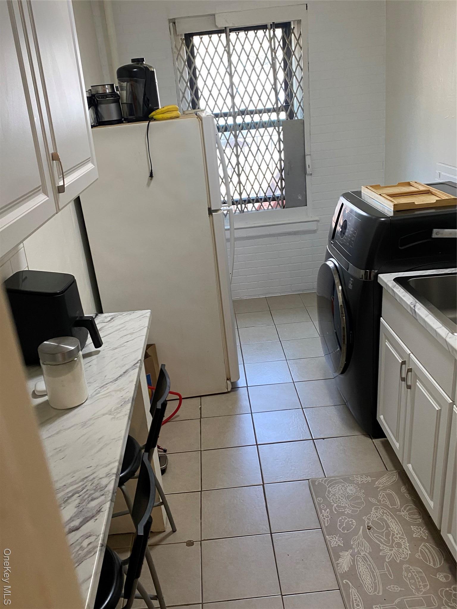 Coop Anderson  Bronx, NY 10452, MLS-977269-4