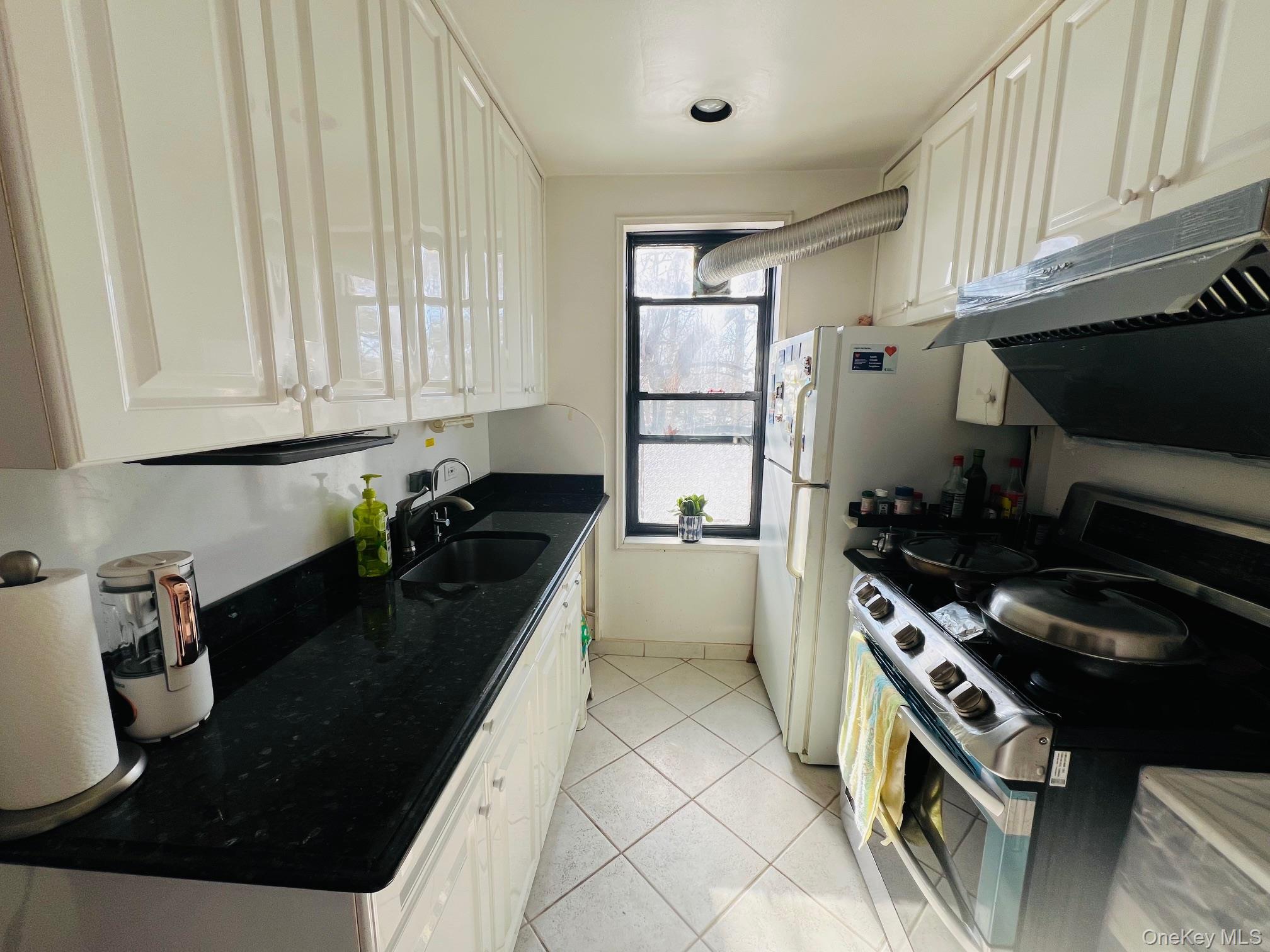 Coop Springfield  Queens, NY 11427, MLS-977308-10