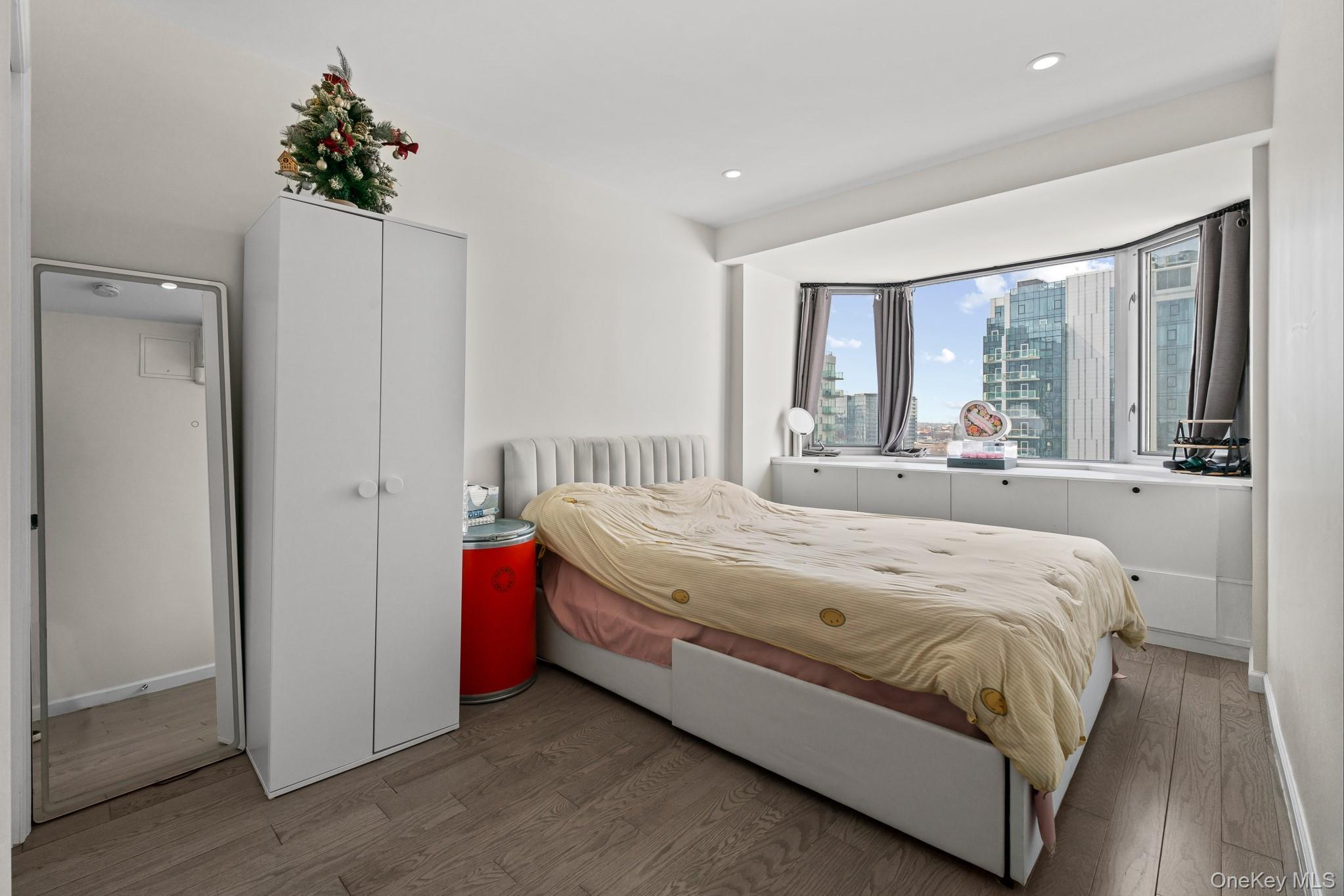 Condo Prince Queens, NY 11354, MLS-977315-6