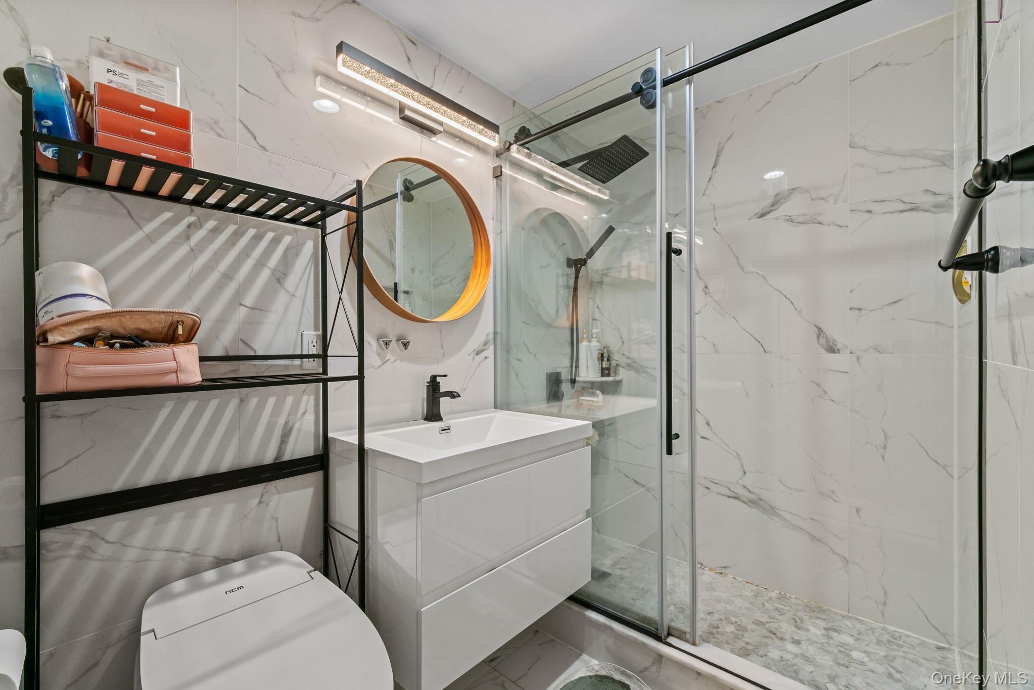 Condo Prince Queens, NY 11354, MLS-977315-8