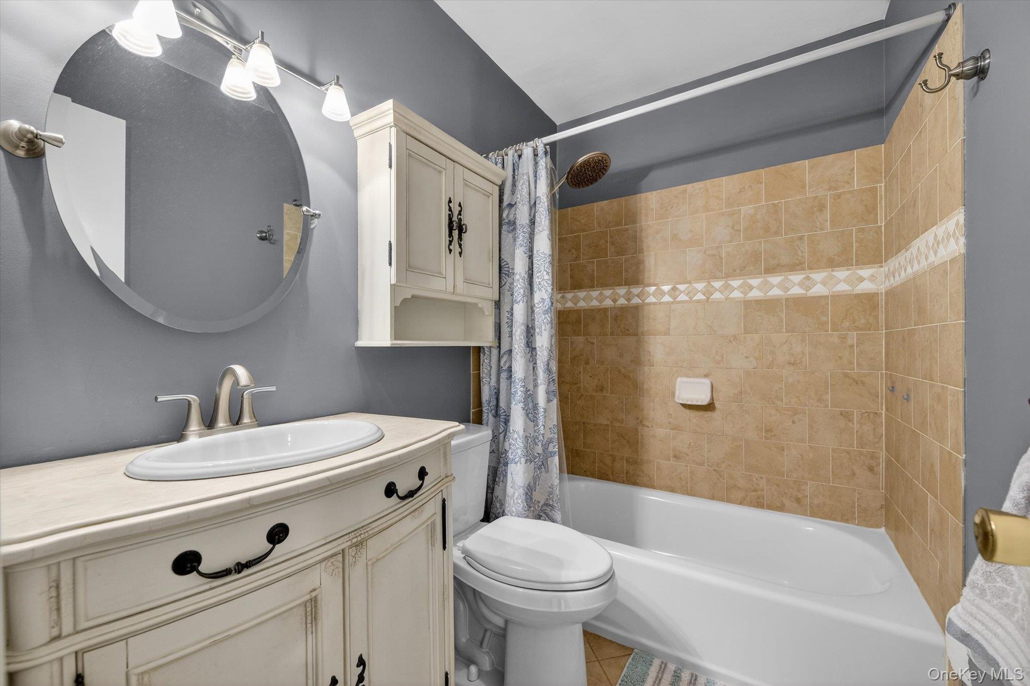 Condo Temple Hill  Orange County, NY 12553, MLS-977319-15