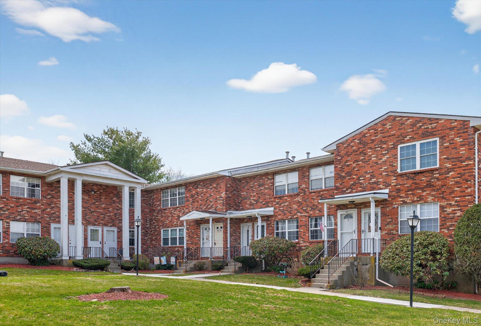 Condo Temple Hill  Orange County, NY 12553, MLS-977319-21