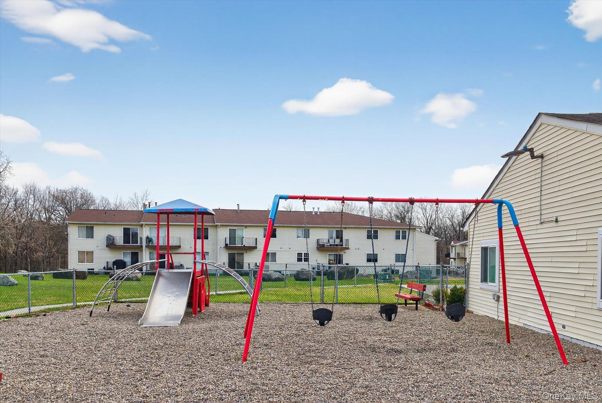 Condo Temple Hill  Orange County, NY 12553, MLS-977319-28