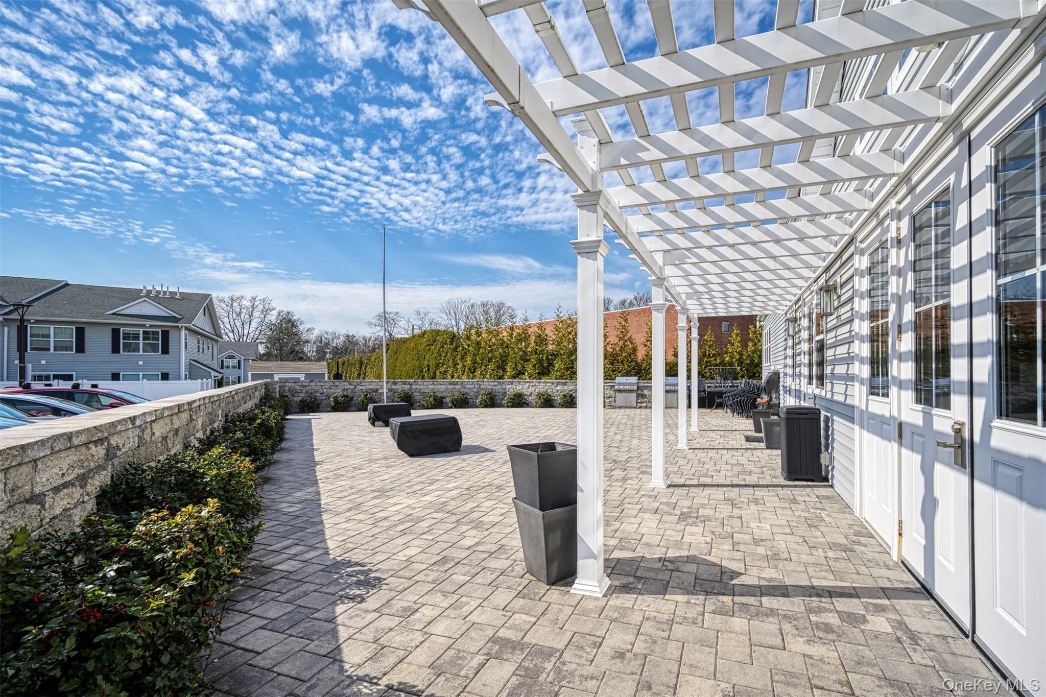 Condo Breton  Nassau County, NY 11542, MLS-977339-36