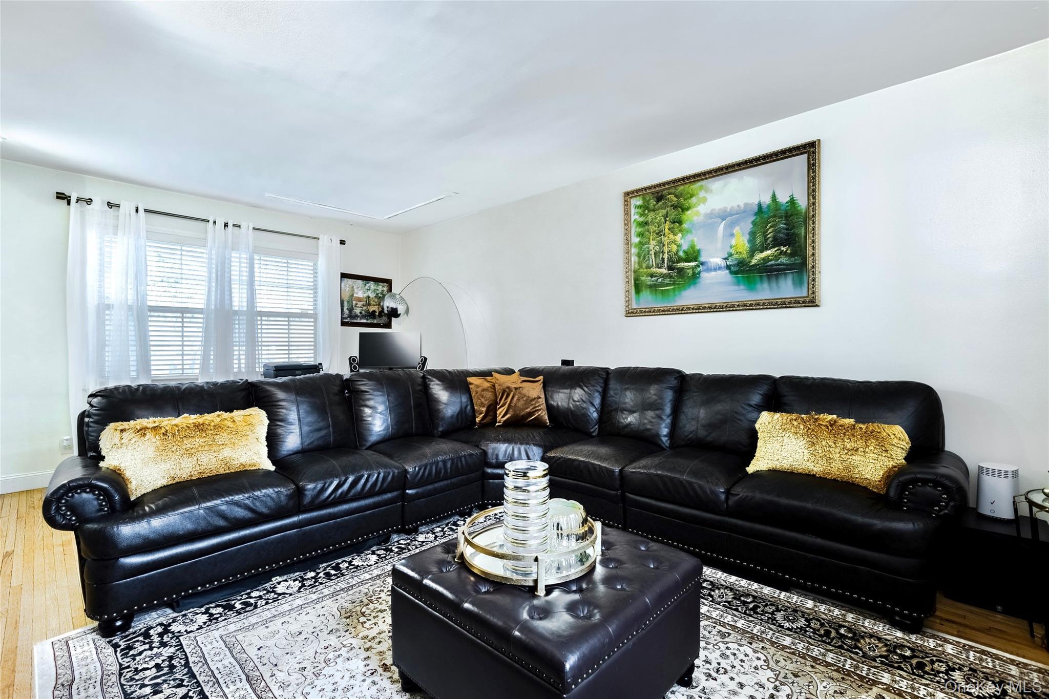 Coop Fieldstone Drive  Westchester County, NY 10530, MLS-977340-11