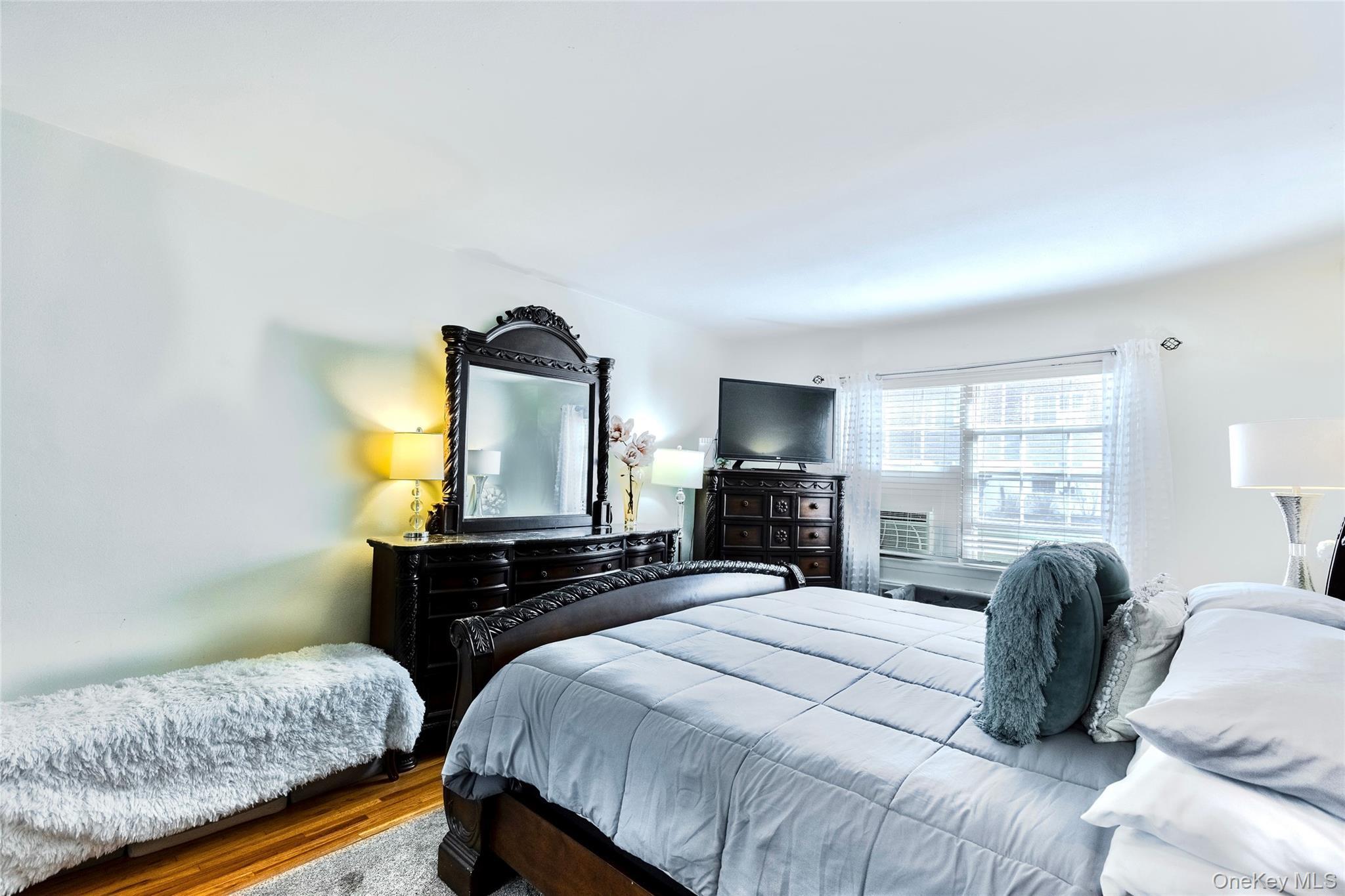 Coop Fieldstone Drive  Westchester County, NY 10530, MLS-977340-23