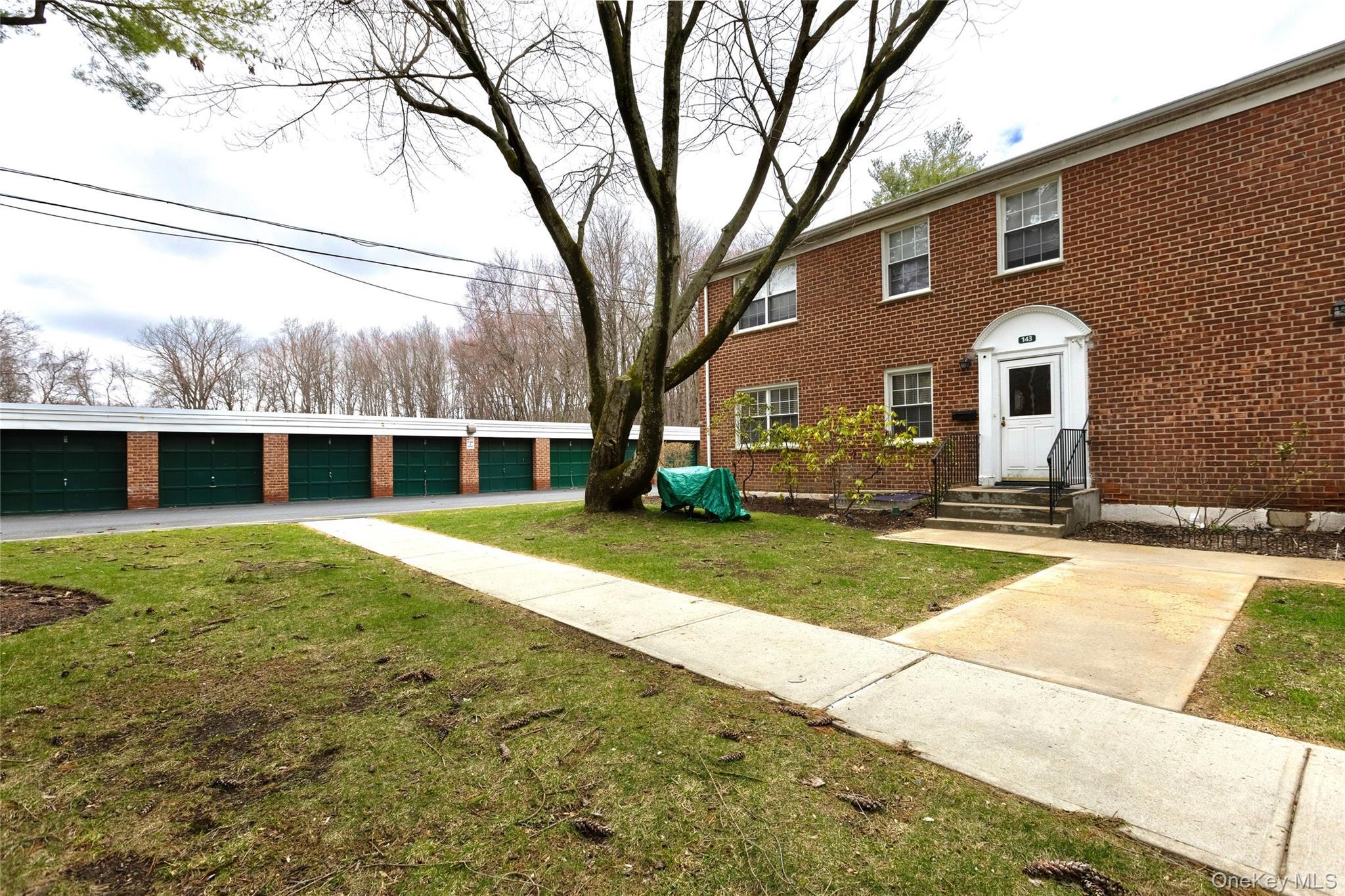 Coop Fieldstone Drive  Westchester County, NY 10530, MLS-977340-30