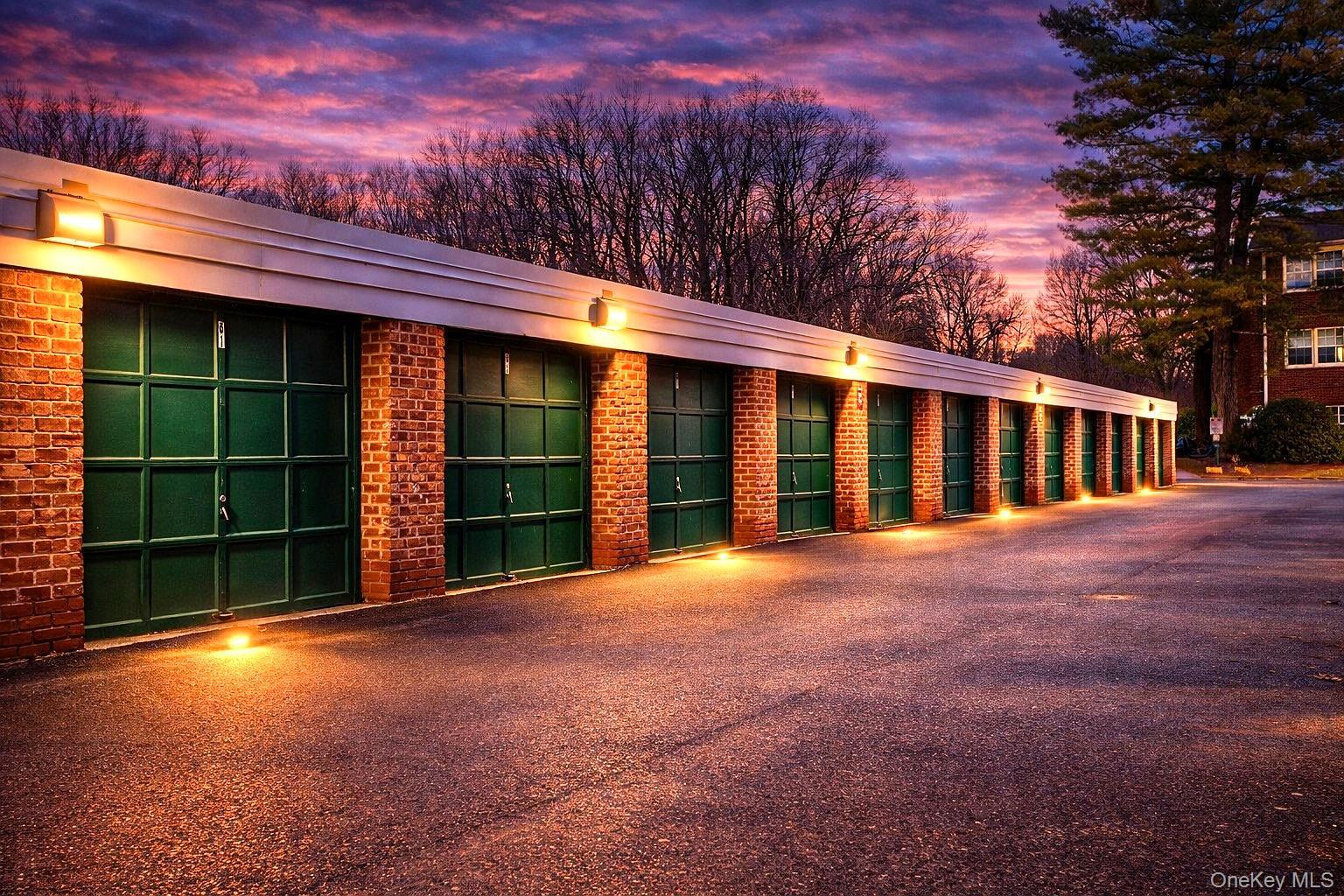 Coop Fieldstone Drive  Westchester County, NY 10530, MLS-977340-37