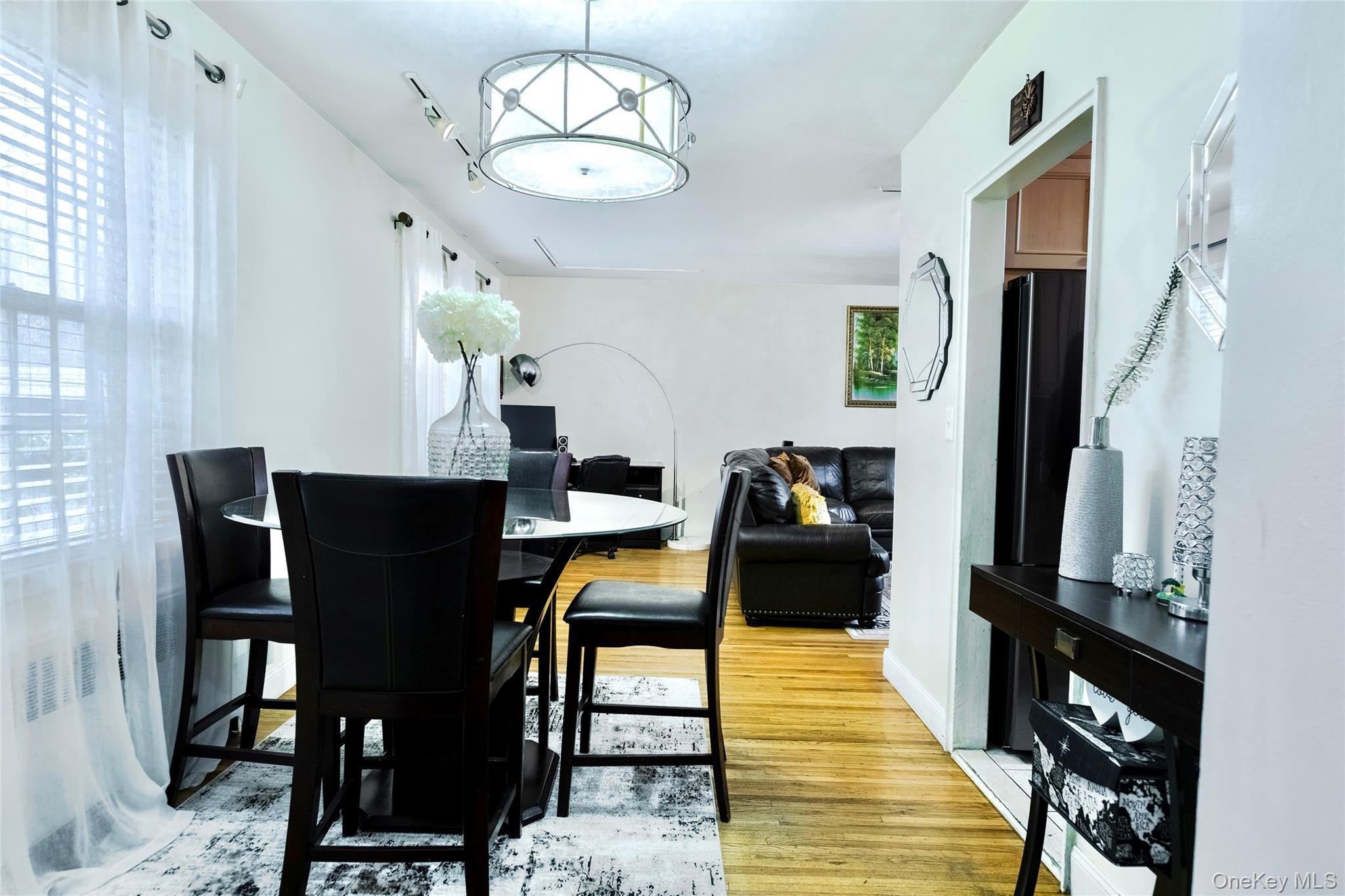 Coop Fieldstone Drive  Westchester County, NY 10530, MLS-977340-8