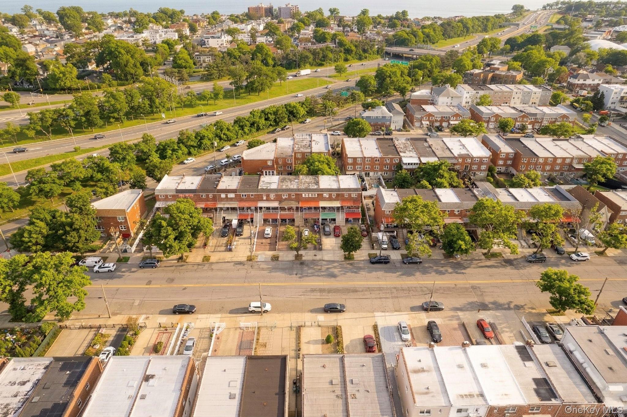 Single Family Throgs Neck  Bronx, NY 10465, MLS-977354-21