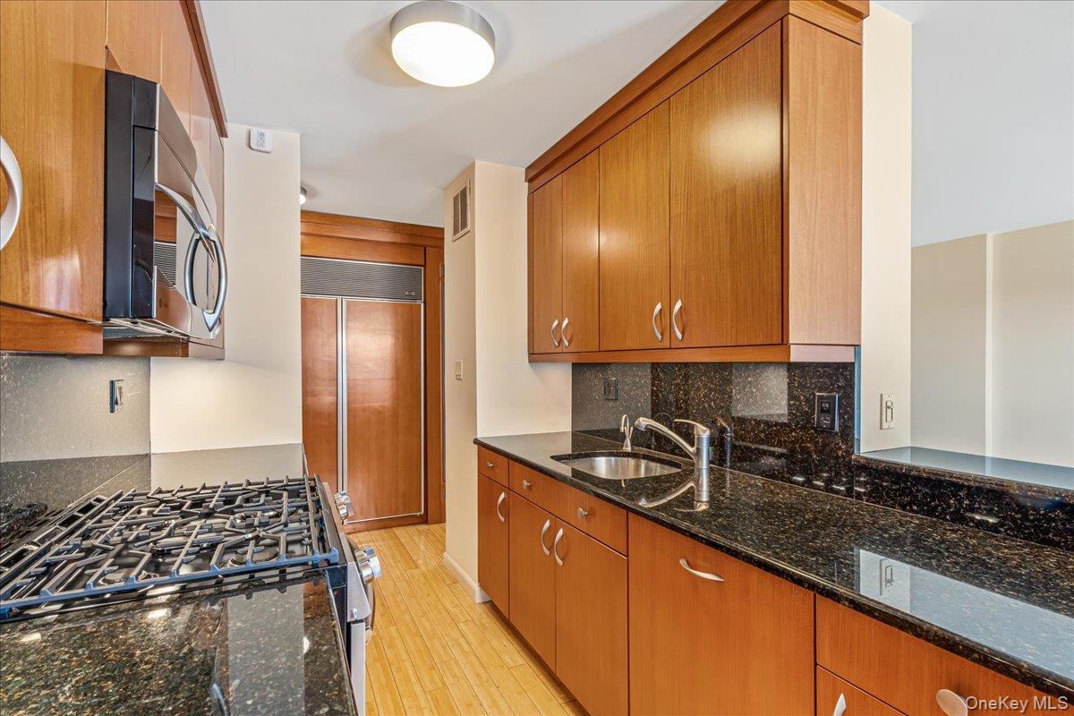 Coop 215th Queens, NY 11360, MLS-977384-11