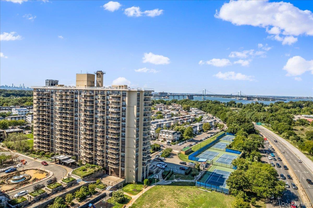 Coop 215th Queens, NY 11360, MLS-977384-27