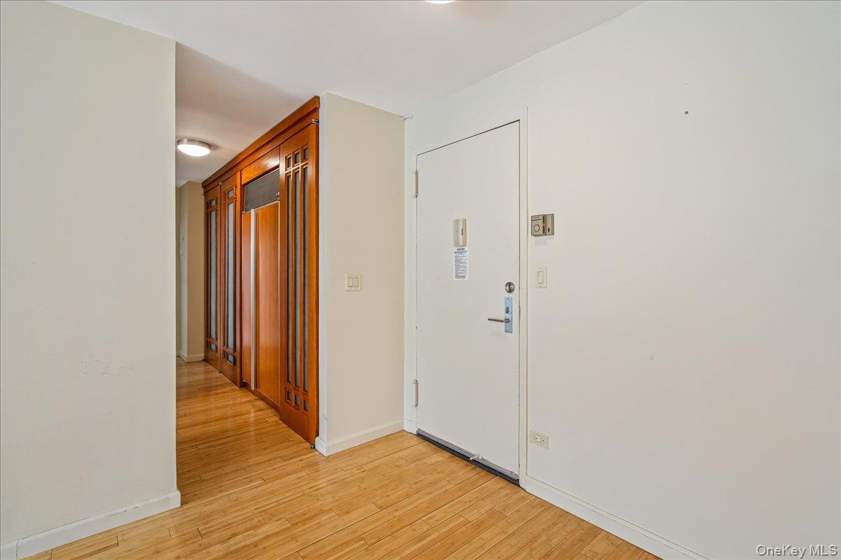 Coop 215th Queens, NY 11360, MLS-977384-4