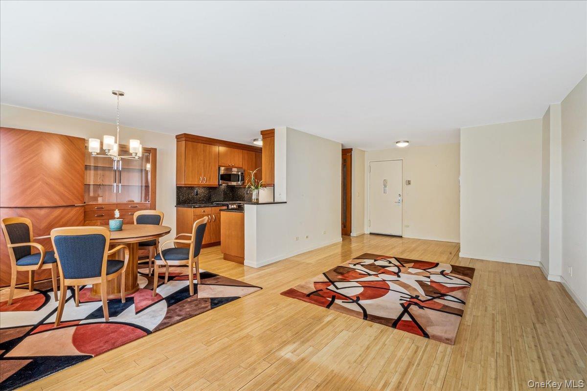 Coop 215th Queens, NY 11360, MLS-977384-6