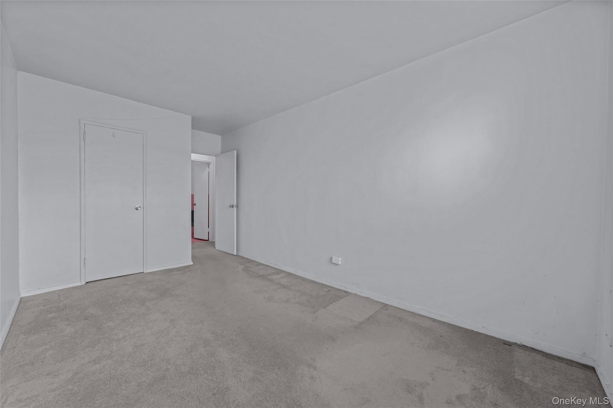 Coop Douglaston  Queens, NY 11363, MLS-977386-18