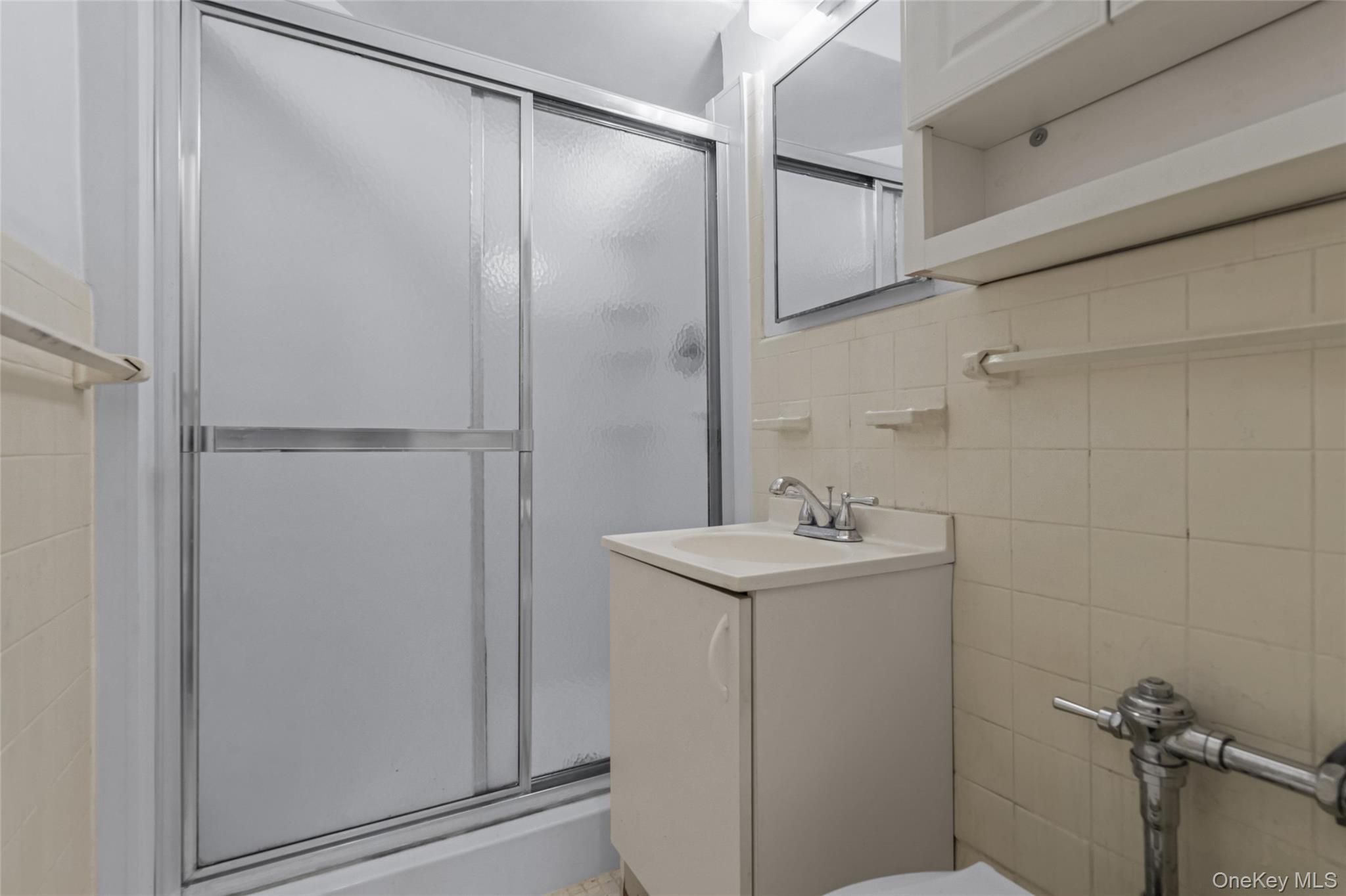 Coop Douglaston  Queens, NY 11363, MLS-977386-20