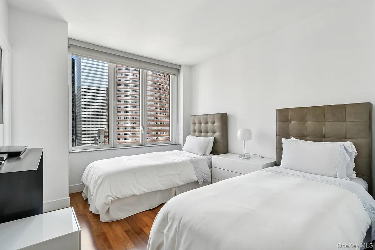 Condo 53rd Street  Manhattan, NY 10022, MLS-977406-11