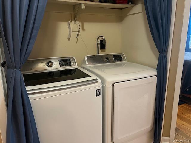 Condo Fox  Suffolk County, NY 11727, MLS-977415-14