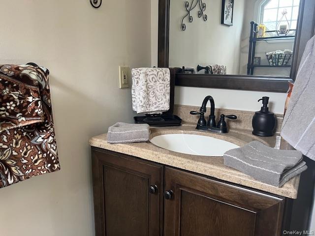 Condo Fox  Suffolk County, NY 11727, MLS-977415-7