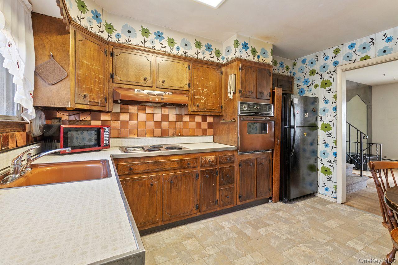 Single Family Highview  Westchester County, NY 10562, MLS-977440-14