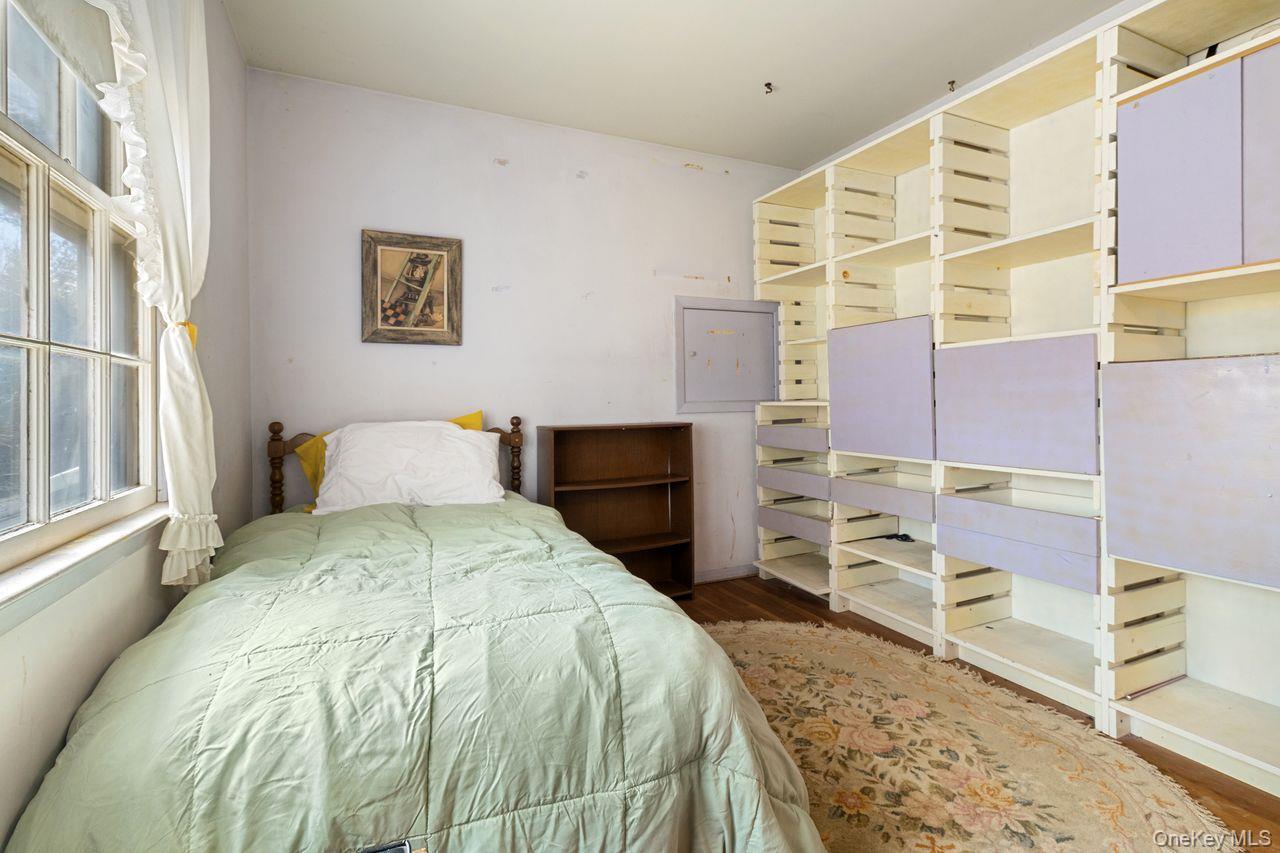 Single Family Highview  Westchester County, NY 10562, MLS-977440-19