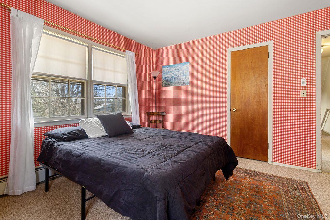 Single Family Highview  Westchester County, NY 10562, MLS-977440-23