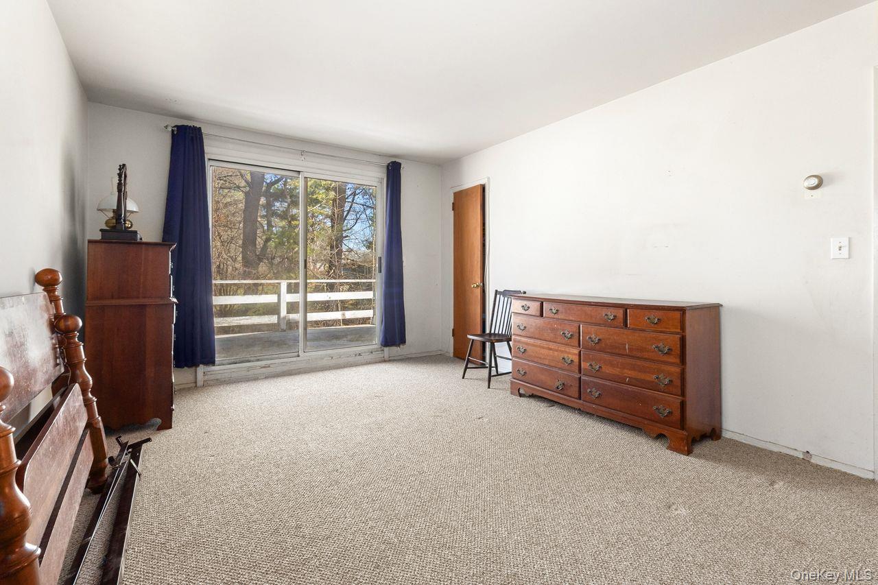 Single Family Highview  Westchester County, NY 10562, MLS-977440-25