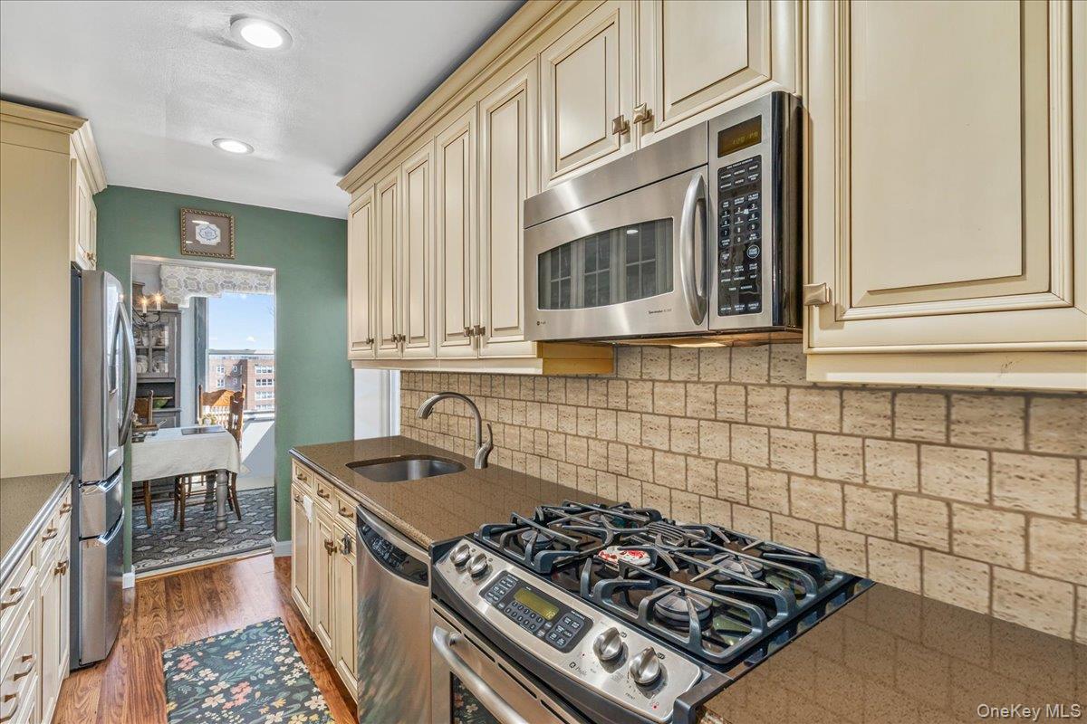 Coop 211th  Queens, NY 11360, MLS-977452-10