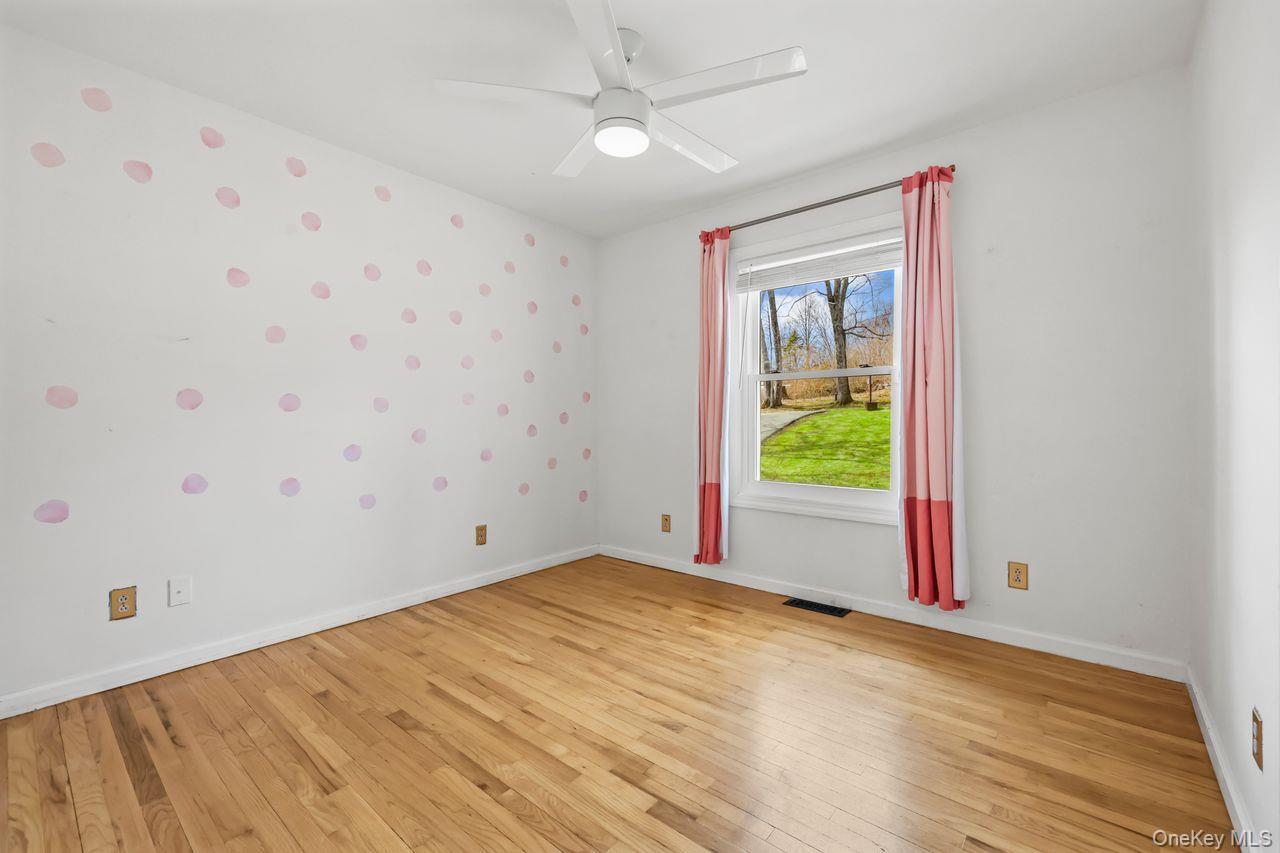 Single Family Kent Shore Putnam County, NY 10512, MLS-977467-21