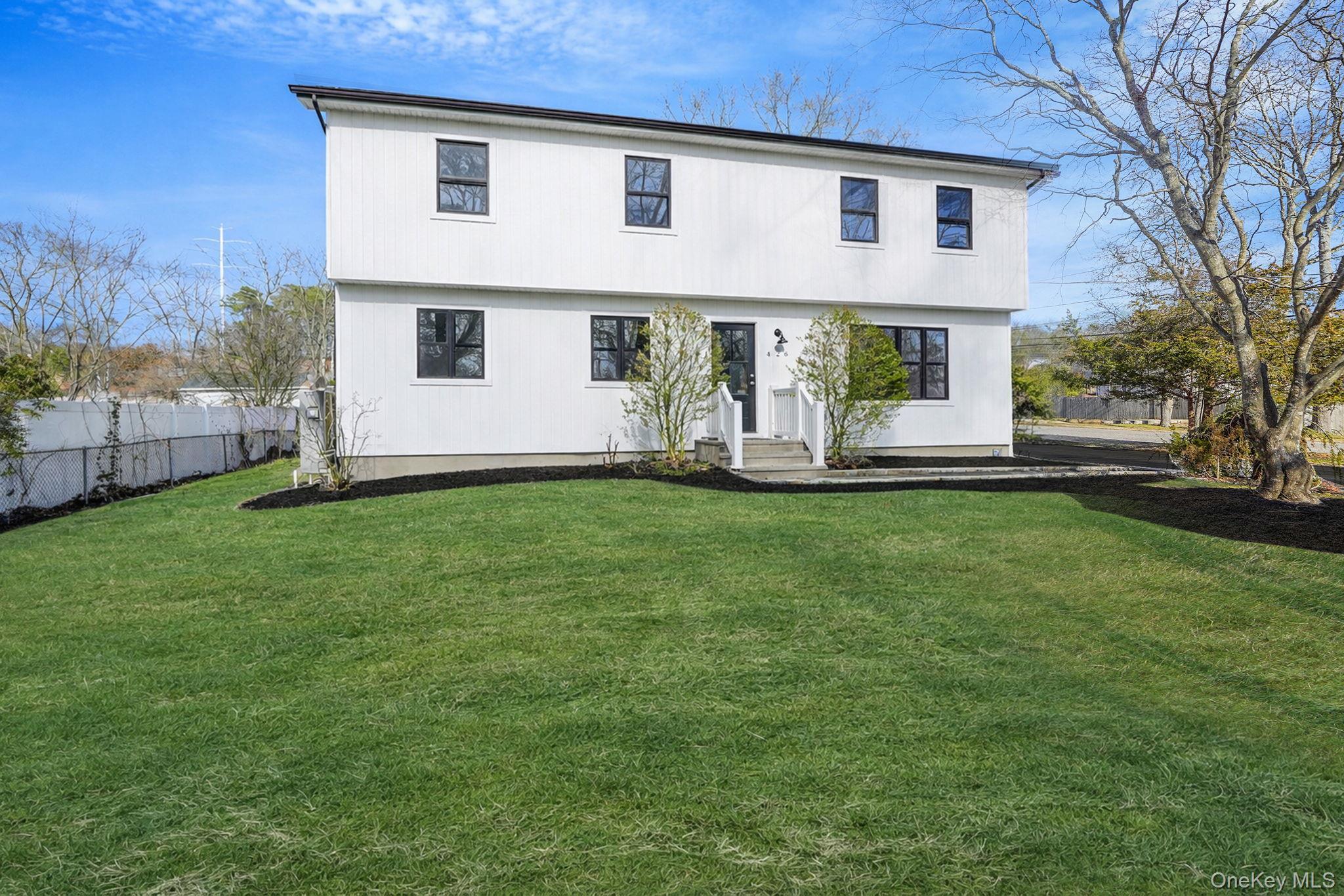 Single Family Lucerne  Suffolk County, NY 11967, MLS-977469-2