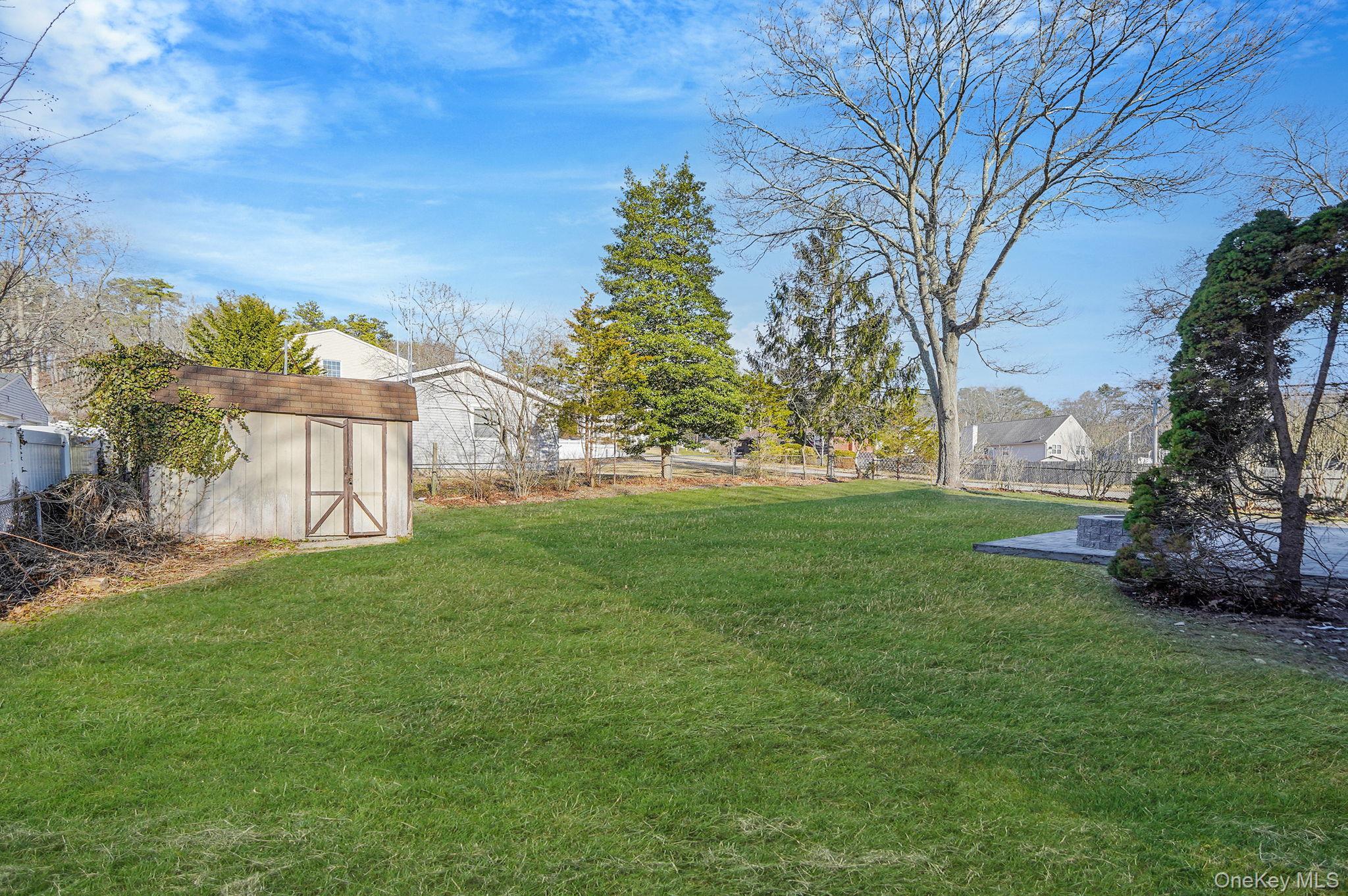 Single Family Lucerne  Suffolk County, NY 11967, MLS-977469-36