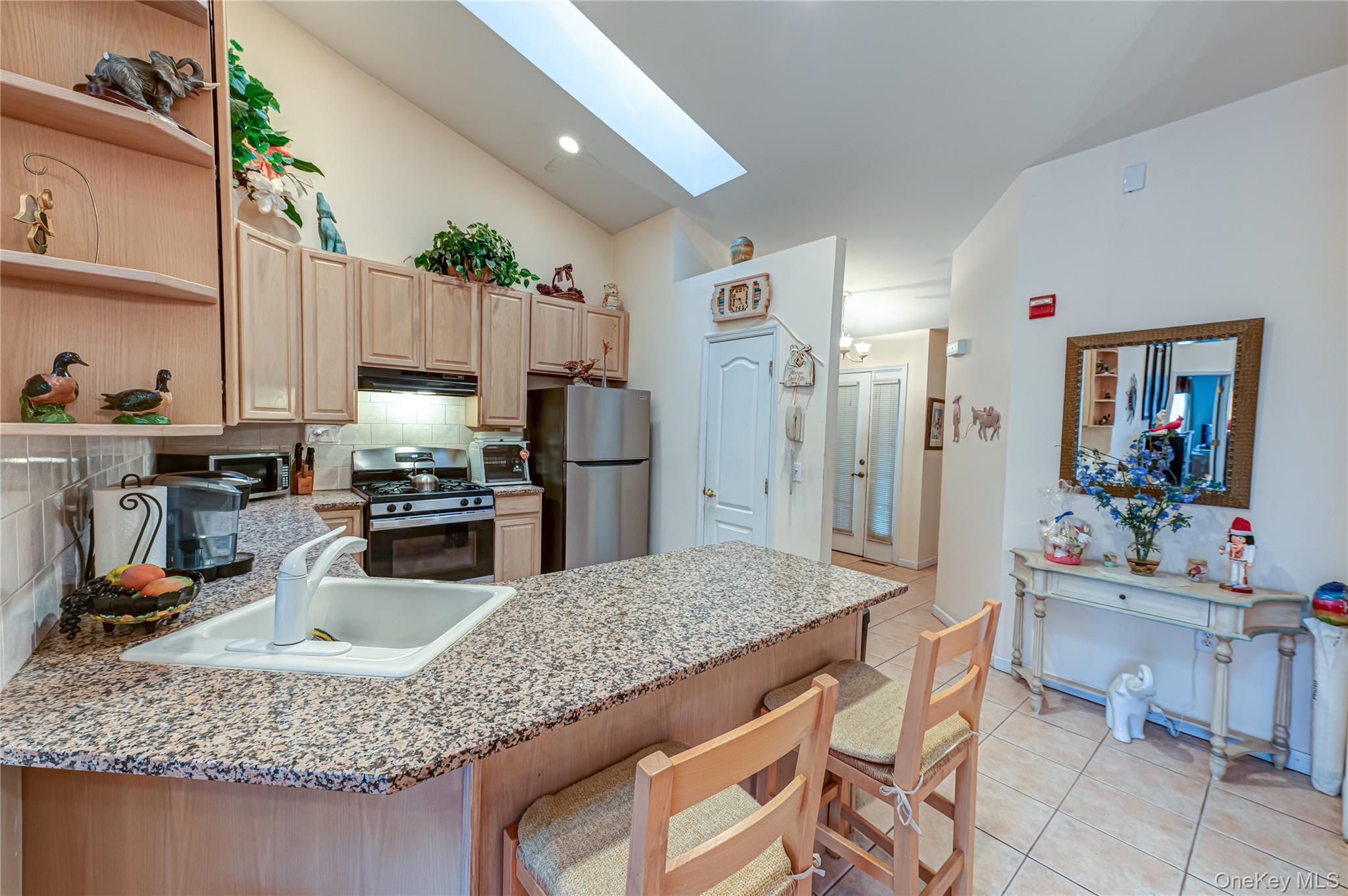 Condo Eve Ann  Suffolk County, NY 11776, MLS-977472-12