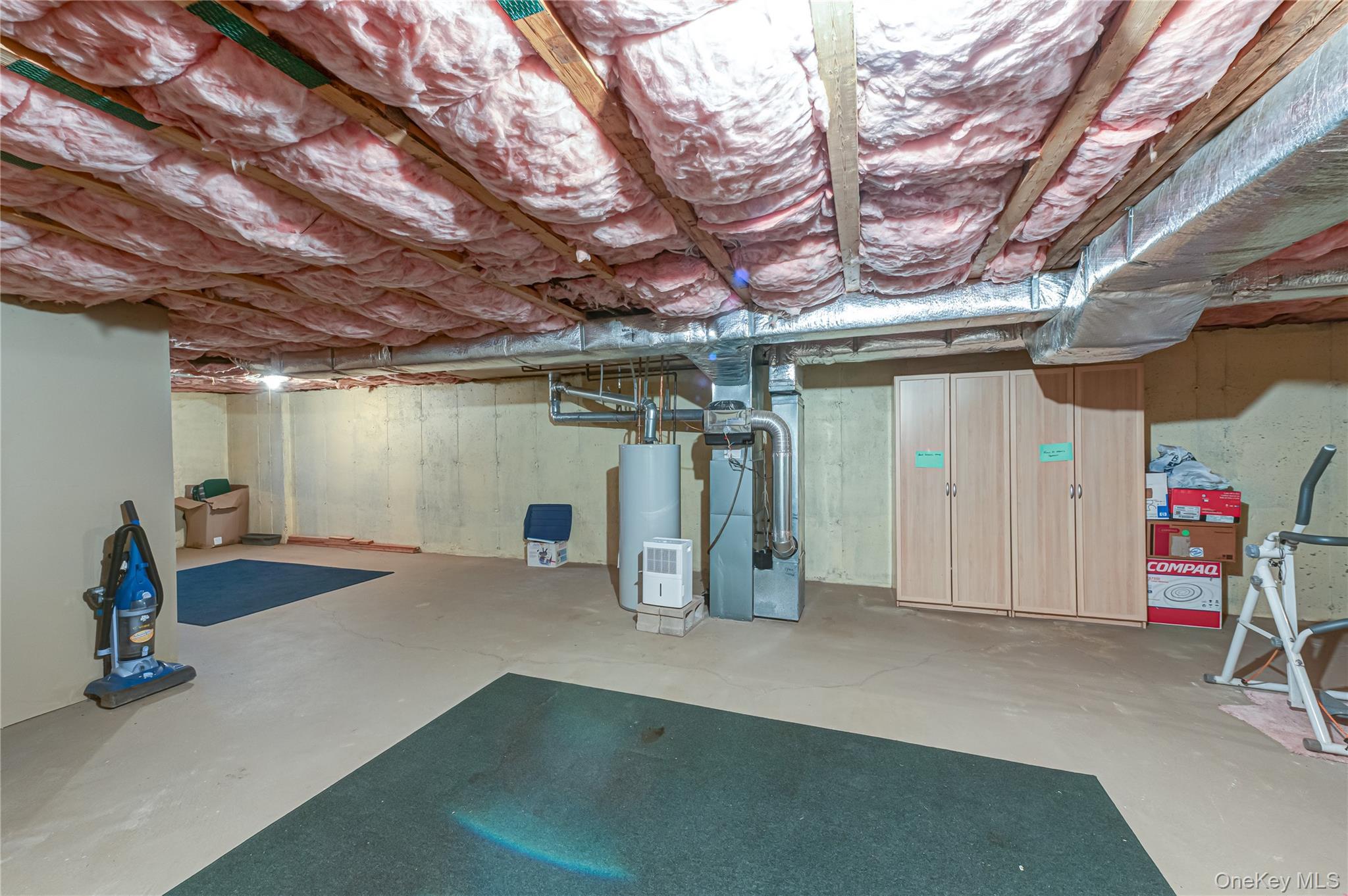 Condo Eve Ann  Suffolk County, NY 11776, MLS-977472-20