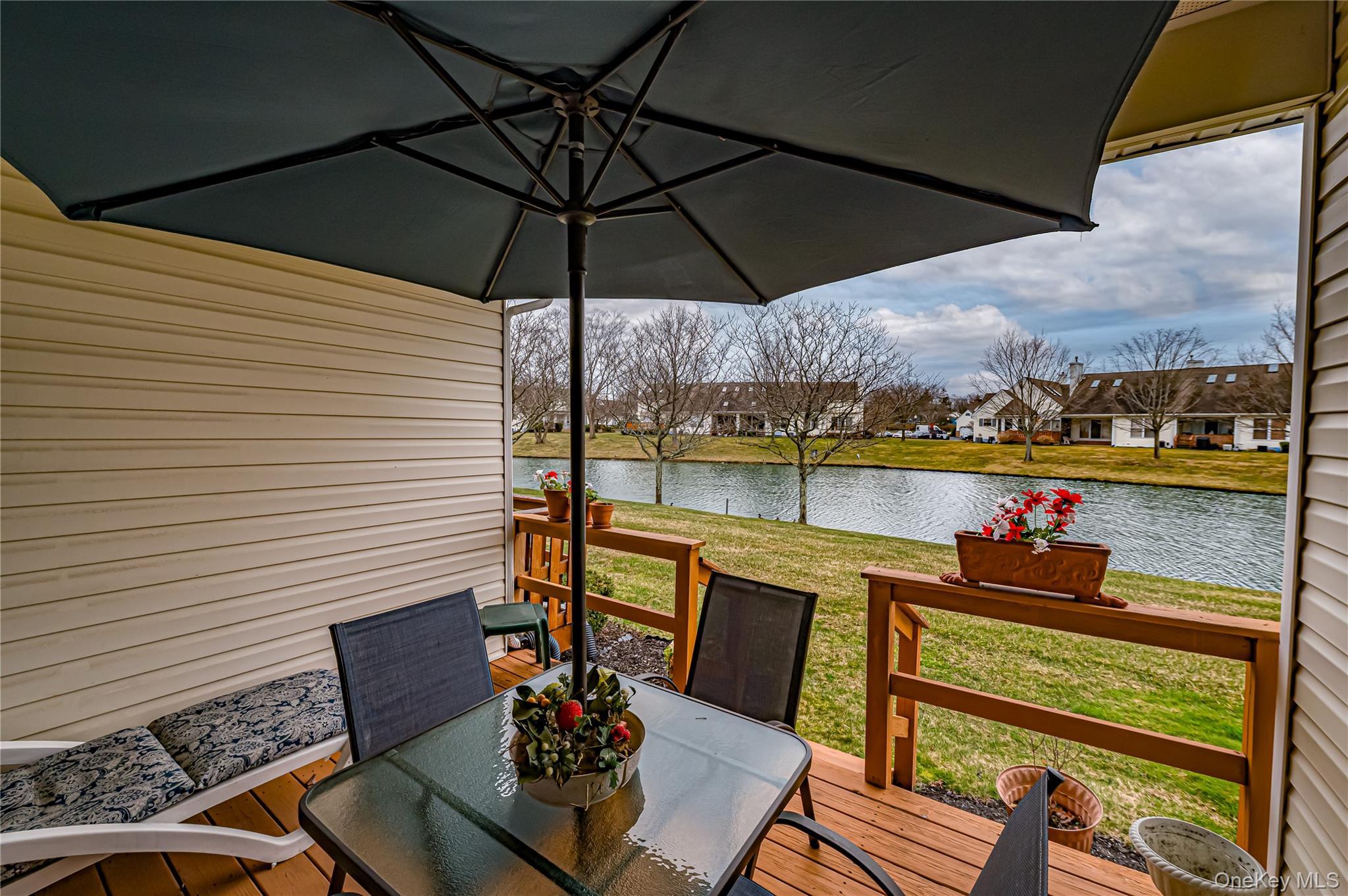 Condo Eve Ann  Suffolk County, NY 11776, MLS-977472-27