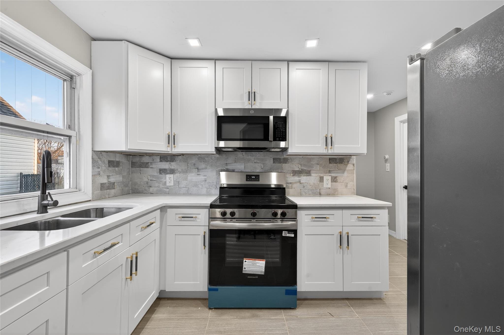 Single Family 147th Road Queens, NY 11422, MLS-977475-16